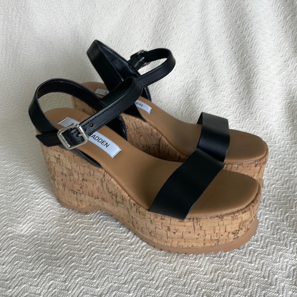Steve Madden Mariella Black Platform Sandals